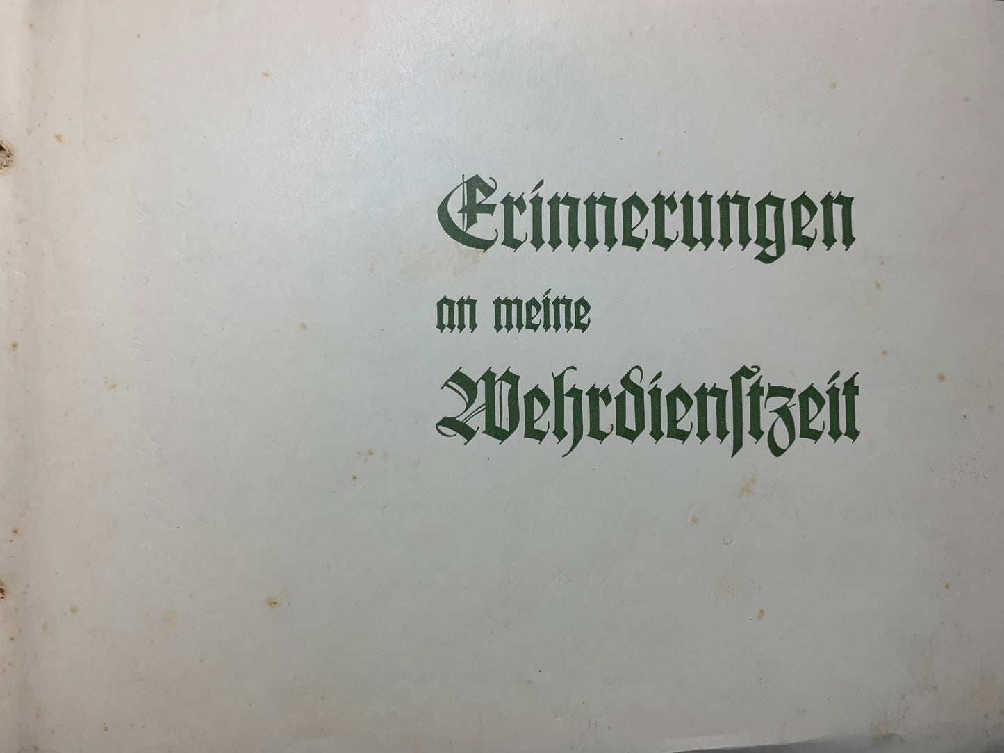 Fotoalbum 1.Kompanie Infanterie-Regiment 23, Dunkelhäutige, Kompaniechef, Vereidigung